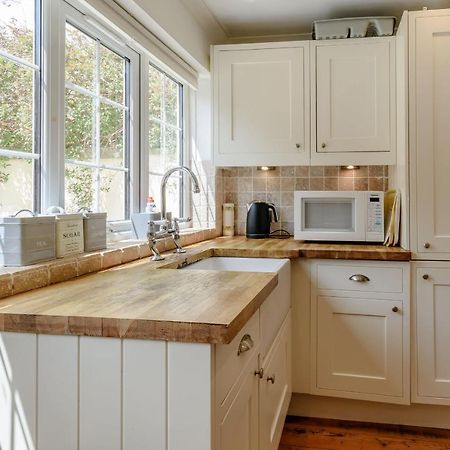 Snowdrop Cottage ウェザビー エクステリア 写真